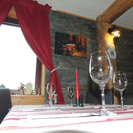 Auberge "La Fourchette Paysanne" Dochamps Exterior photo