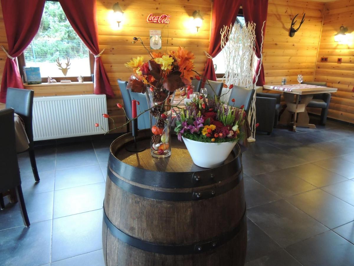 Auberge "La Fourchette Paysanne" Dochamps Exterior photo